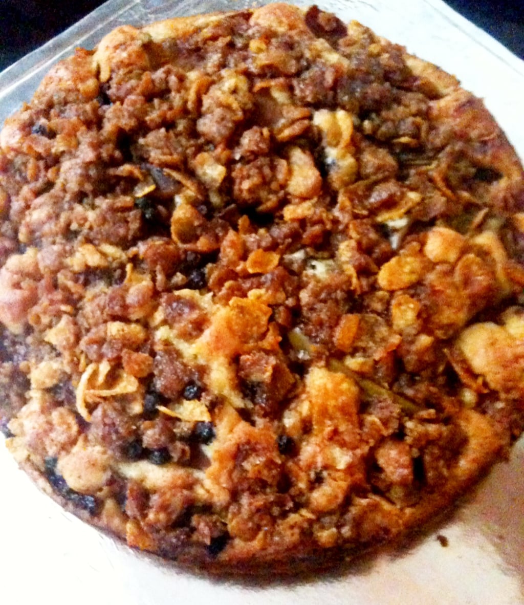 Pear and Blueberry Crumble Cake Recipe sinamontales